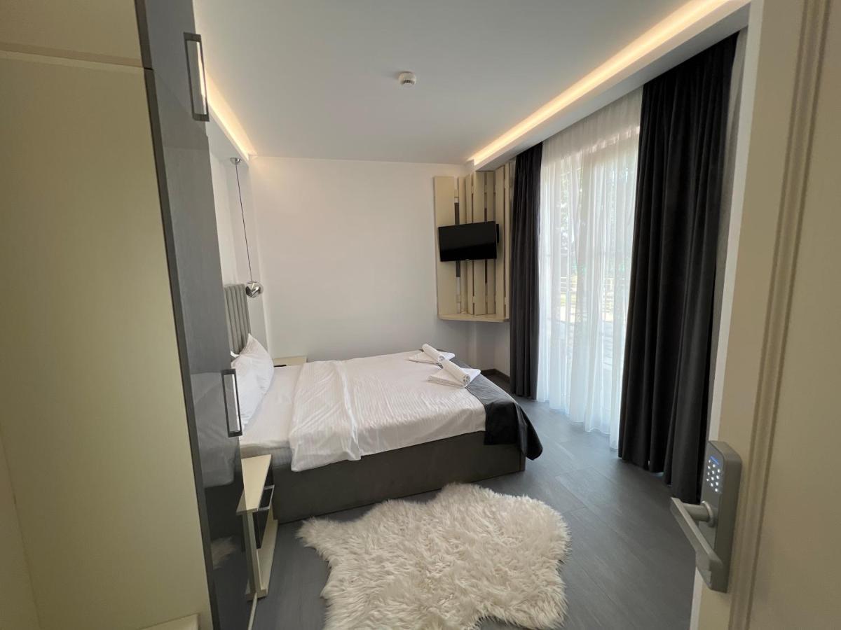 Ocaua Lui Cuza Hotel Tecuci ภายนอก รูปภาพ